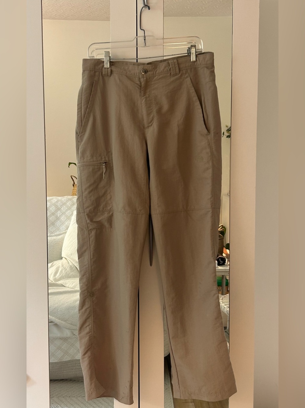 The North Face Men’s Nylon Hiking Cargo Pants Khaki Tan Size 32